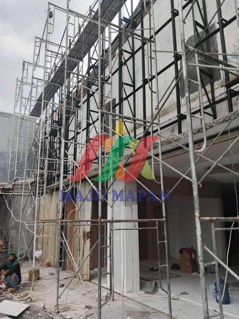 Renovasi Hotel